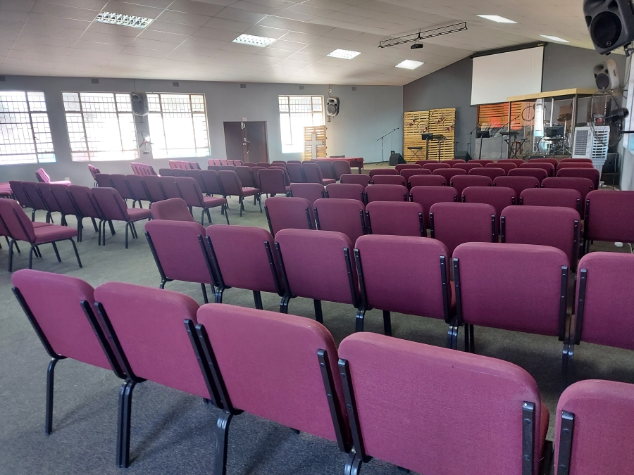 Commercial Property for Sale in Oos Einde North West